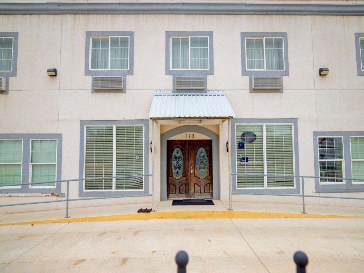 Hotel Dilley Grand 外观 照片